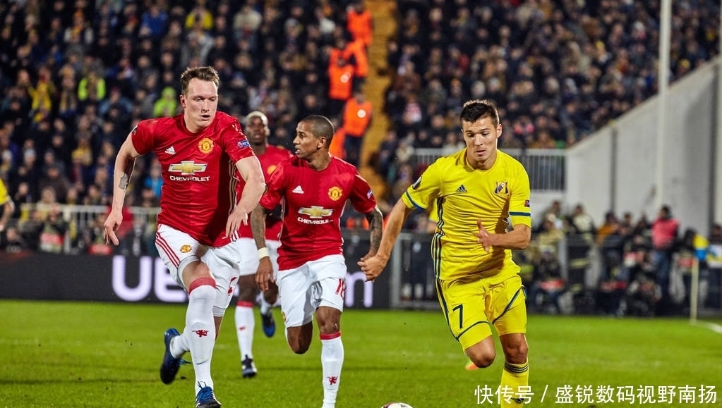 态度向来严 态度向来严