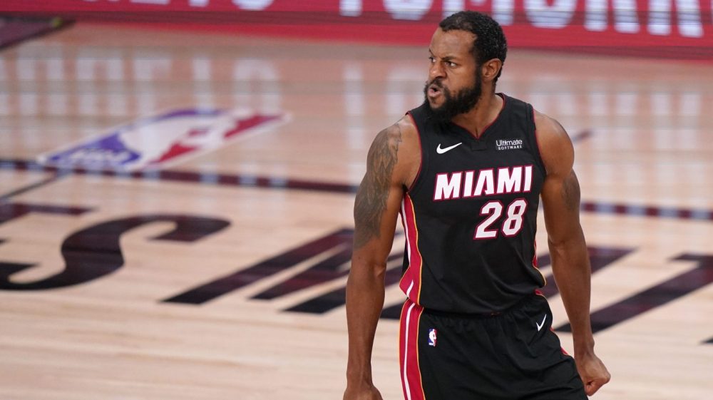 并在关键时 并在关键时