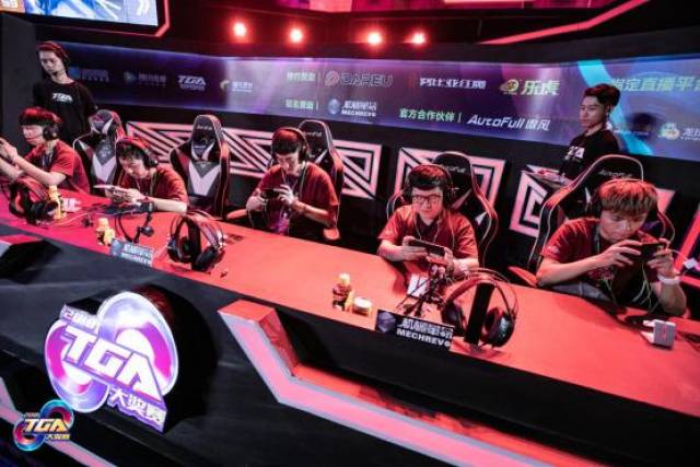 莫斯克拉年 莫斯克拉年