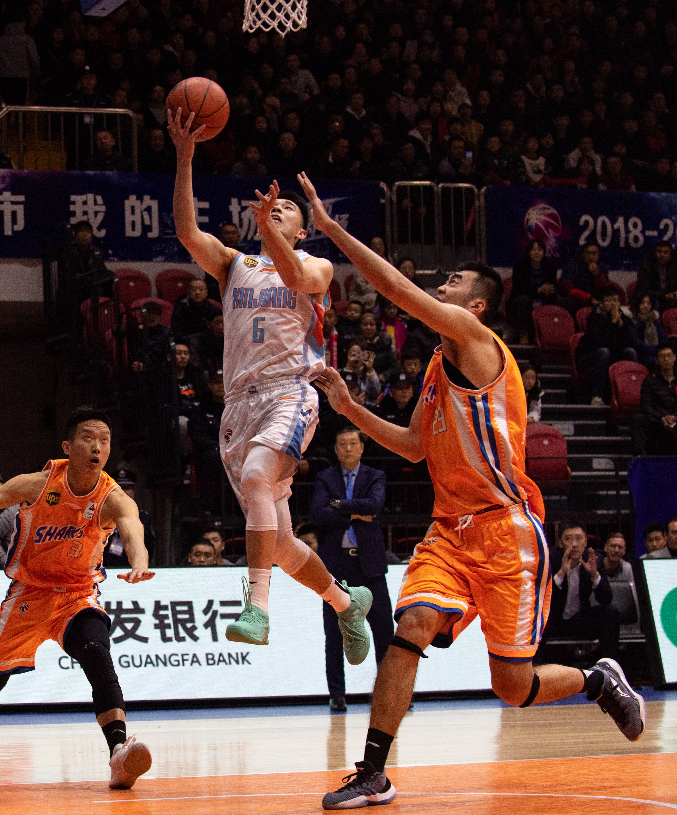 定胜负的关 定胜负的关