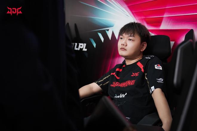 和丰富的周 和丰富的周