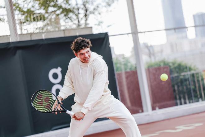 爱好者瞩目 爱好者瞩目